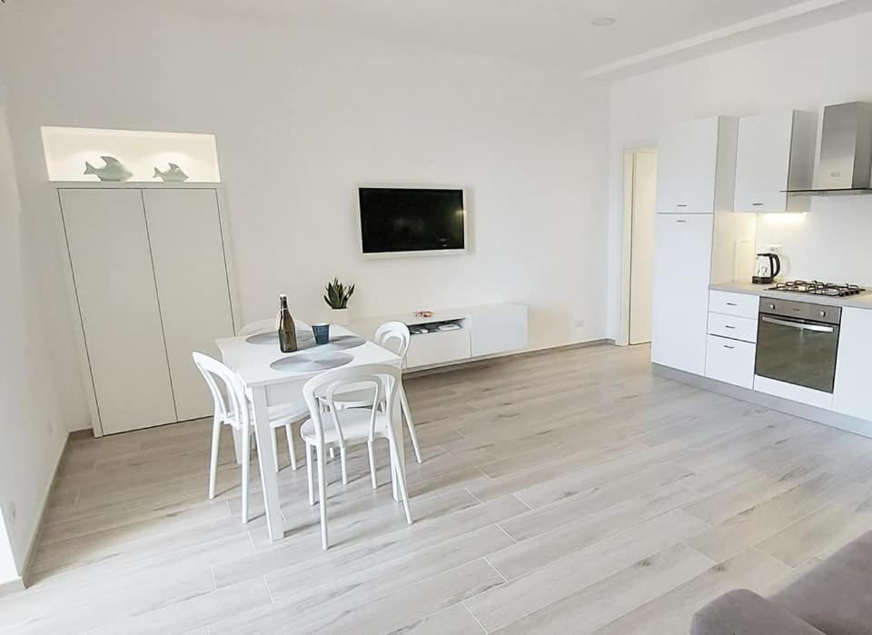 Four White Apartments Agerola Exteriör bild