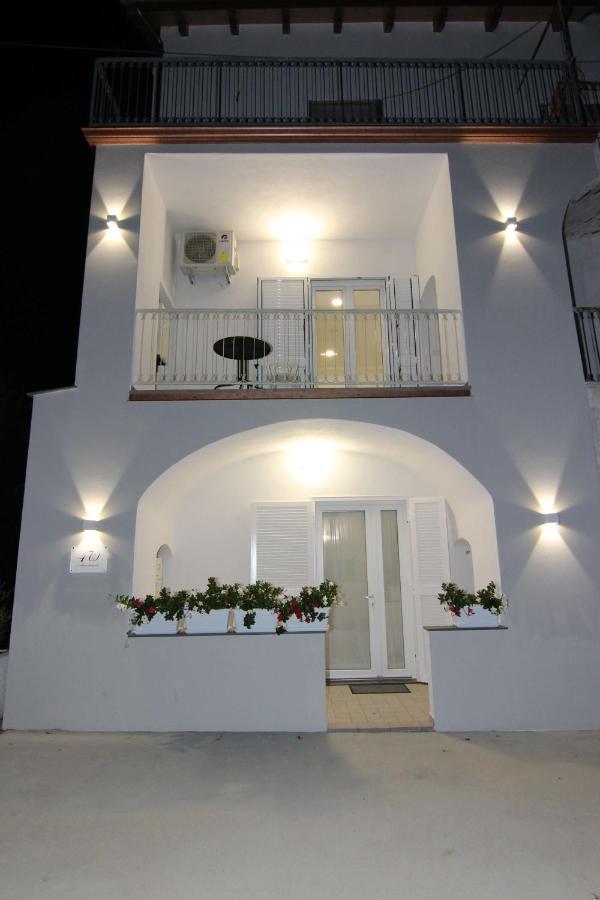Four White Apartments Agerola Exteriör bild